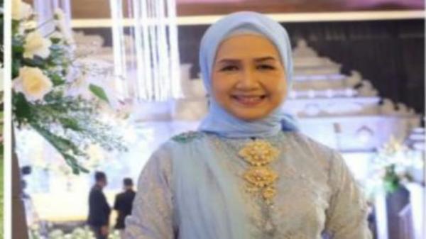 Ketua MK Bakal Nikah dengan Adik Jokowi pada Mei