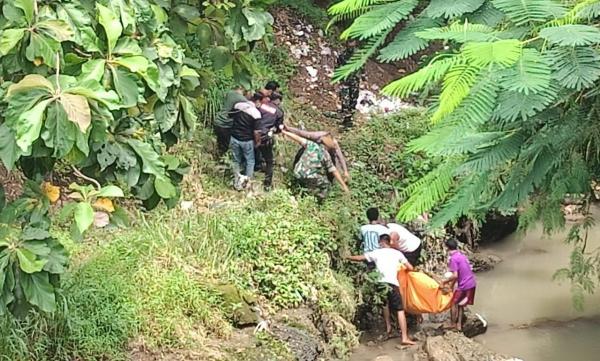 Ini Identitas Mayat Laki Laki yang Ditemukan Mengapung di Sungai Soka Plumbon