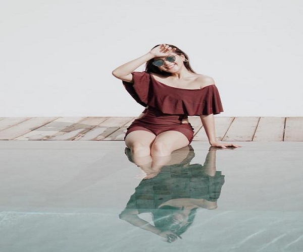 Jessica Mila dalam Balutan Swimsuit Merah, Seksi Bikin Netizen Melongo