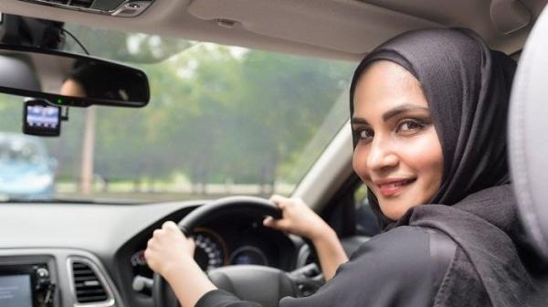 Arab Saudi Berubah, Bioskop Dibuka Hingga Wanita Boleh Menyetir Mobil