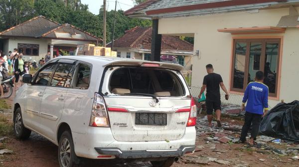 Video Ratusan Rumah di Bangka Tengah Porak Poranda Diterjang Puting Beliung