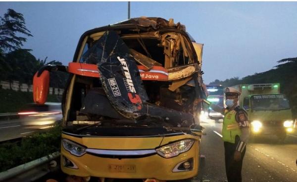 Bus dan Truk Tabrakan di Tol Cikunir Bekasi, Lalu Lintas Tersendat
