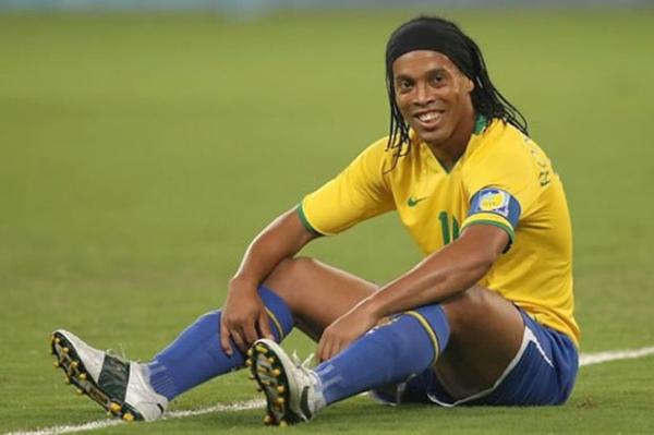 Siap-siap, Ronaldinho Pamer Skill di Indonesia 26 Juni 2022