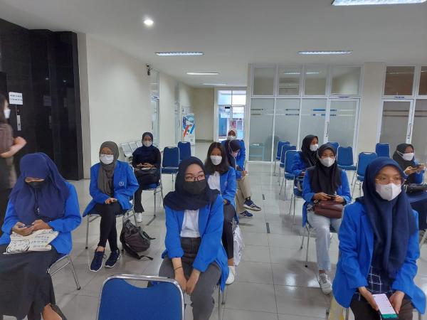 350 Mahasiswa UTP Jalani Vaksinasi Booster