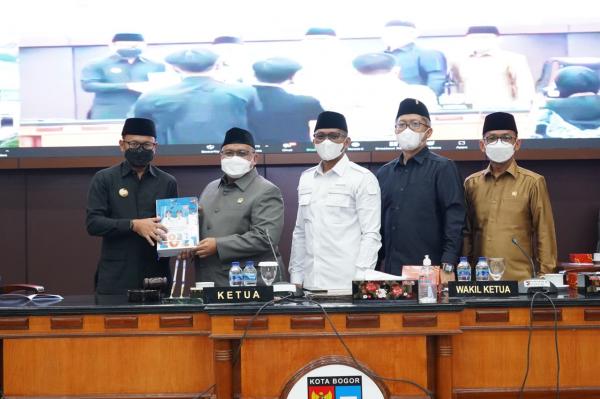 Wali Kota Bogor Bima Arya Sampaikan LKPJ Tahun 2021 di Sidang Paripurna DPRD