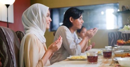 Daftar Menu Buka Puasa di Bulan Ramadan, Ada Es Pelangi hingga Ayam Asam Manis