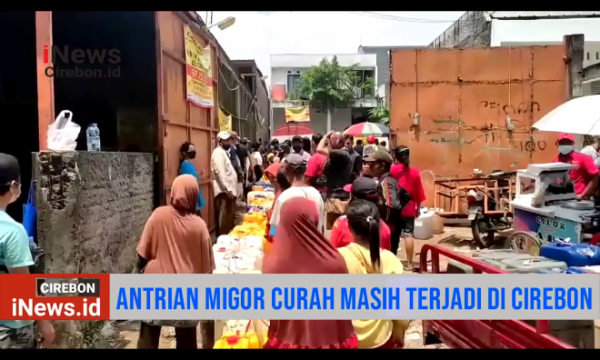 Video Ratusan Warga Antre Migor Curah di Cirebon