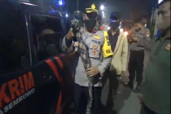 Polisi Terlibat Kejar-kejaran dengan Pelaku Tawuran di Tengah Gelapnya Malam