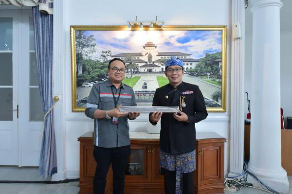 Gubernur Ridwan Kamil Targetkan Uji Coba Kereta Cepat Jakarta-Bandung November 2022