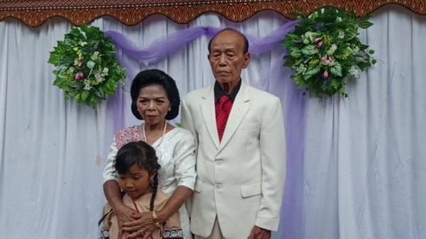 Jatuh Cinta Pada Pandangan Pertama, Kakek 81 Tahun Nikahi Nenek 61 Tahun di Tana Toraja
