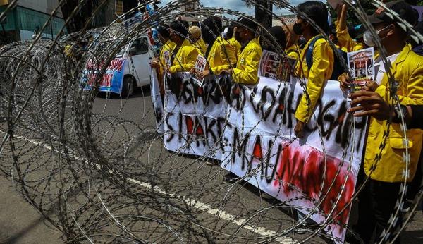 Demo 11 April Geser ke DPR, Jalan Sekitar Istana Negara Tetap Diblokade