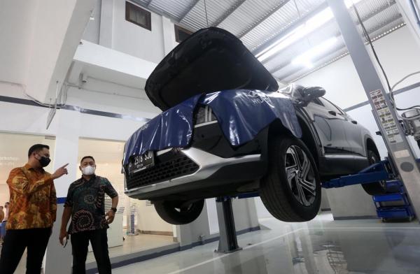 Mobil Asal Korea Laris Manis, Hyundai Gowa Operasikan Showroom di HR Muhammad Surabaya