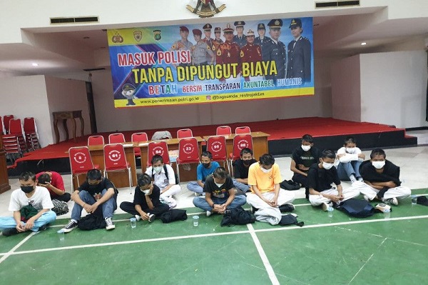 Ikut Demo Mahasiswa di Gedung DPR, 30 Remaja Ditangkap Polisi, Ada Pelajar SMP!