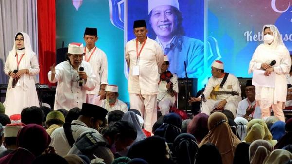 Ketua DPR RI Diminta Jaga Indonesia di Acara Sinau Bareng Cak Nun 