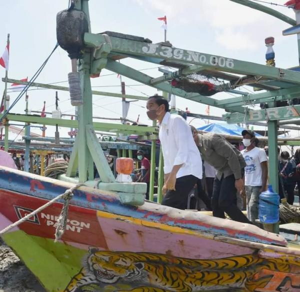 Jokowi Kunjungi Cirebon, Para Nelayan Adukan Nasib
