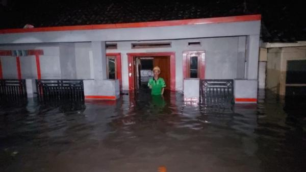Penyebab Banjir di Sukarsirna Purbaratu Akibat Tanggul Sungai Dalam Suba Jebol