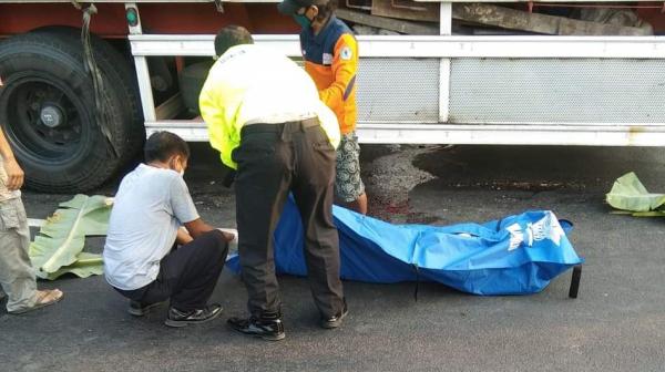 Kecelakaan di Brebes, Pembonceng Motor Terlindas Truk Kontainer hingga Tewas