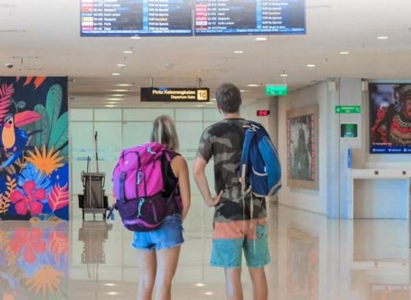 Pemerintah Naikan Tarif Visa Kunjungan Turis Asing, Wisman Rogoh Kocek Tambahan Rp2 Juta