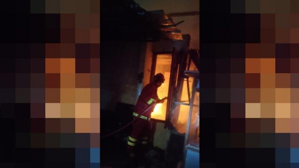 Api Melalap Warung dan Kontrakan Di Serpong Utara, Kerugian Ditaksir Capai Rp 700 Juta