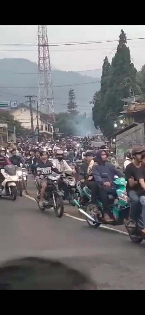 Viral di Medsos Ratusan Motor Ngabuburit Bikin Macet Jalanan Puncak Bogor