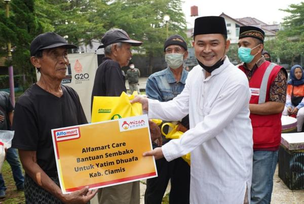 Peringati Nuzulul Quran, IJTI Galuh Raya Ciamis Berikan Santunan Paket Sembako dan Bagikan Takjil