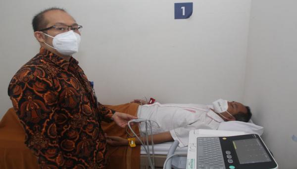 Check Heart Condition Activity, Siloam Hospitals Mampang Holds Free ECG Examination