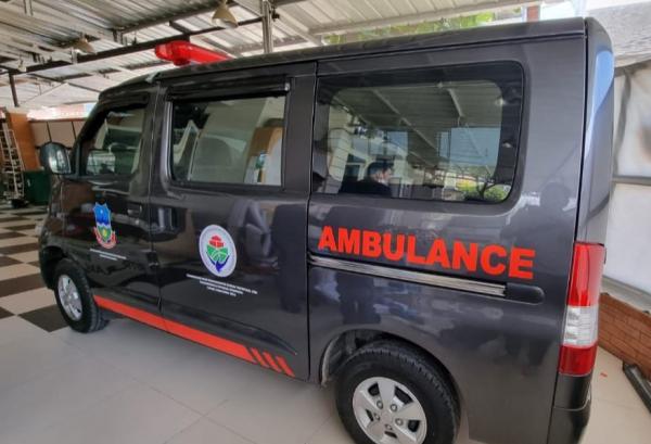 Tingkatkan Layanan Kesehatan, Desa Karyasari Gunakan Dana Desa Untuk Beli Ambulance