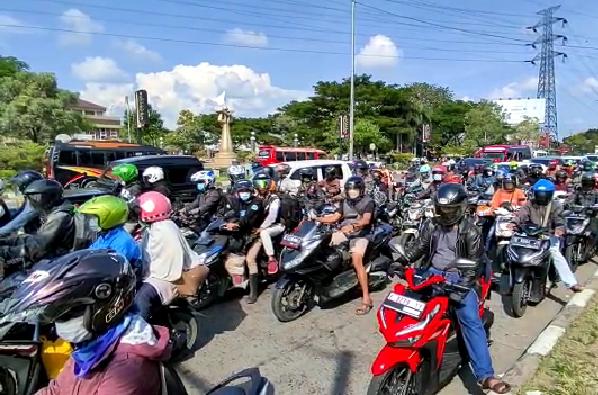 Jelang Seminggu Lebaran, Jalur Pantura Kota Cirebon Mulai Dipadati Pemudik