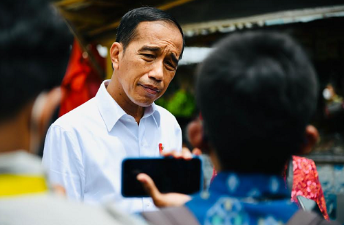 Ini Cara Mendapat THR Rp900 Ribu dari Jokowi, Simak sampai Habis