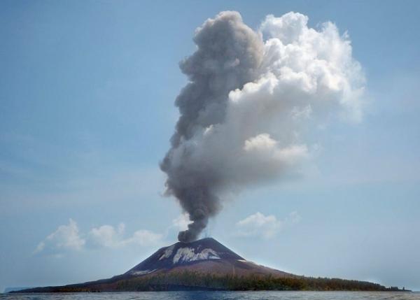 Anak Krakatau Siaga, PVMBG Minta Pemudik Lintas Merak-Bakauheni Tenang