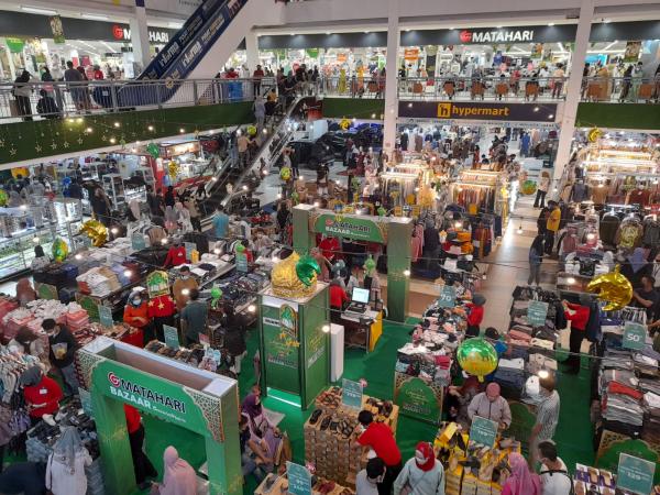 Ribuan Masyarakat Serbu Pusat Perbelanjaan, Pengunjung Mall di Bengkulu Naik 40 Persen