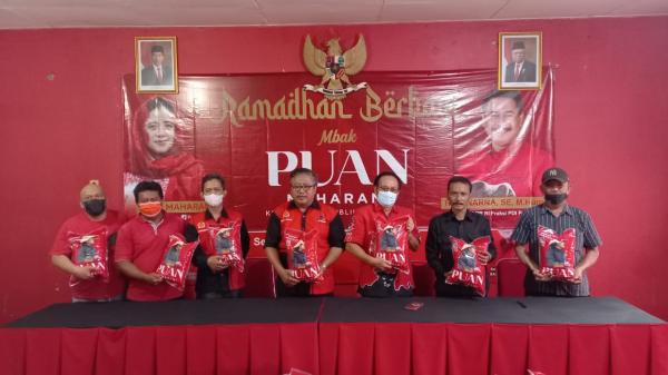 Anggota DPR Sunarna Gelontor Beras Puan Maharani 4 Ribu Paket di Banyumas dan Cilacap