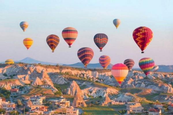 Menparekraf Gandeng Turki Hadirkan Cappadocia di Indonesia