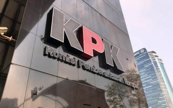 BREAKING NEWS : Bupati Bogor Ade Yasin Langsung Diangkut Ke Gedung Merah Putih KPK