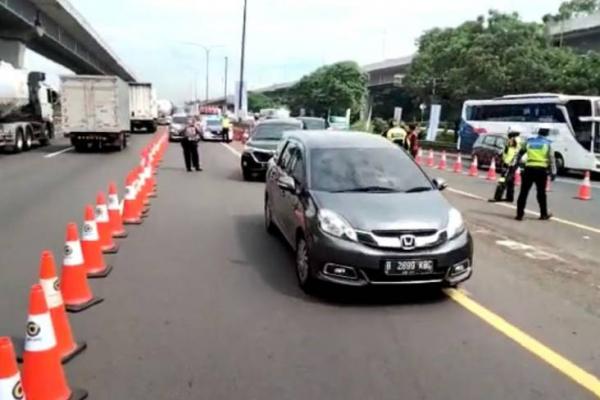 Para Pemudik, Simak 3 Skema Rekayasa Lalu Lintas di Tol Jakarta-Cikampek untuk Antisipasi Kemacetan