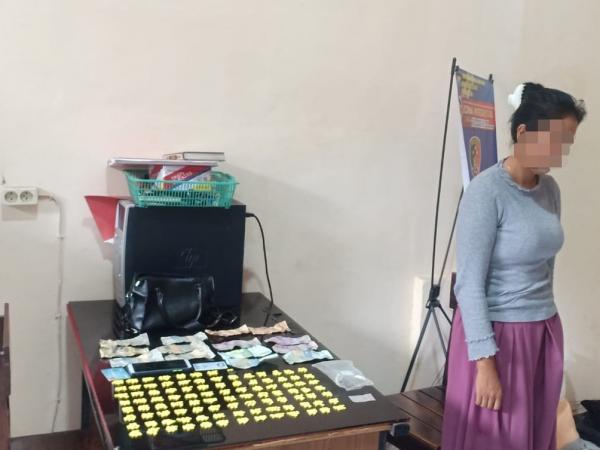 Amankan Lokasi Tawuran, Polisi Ciduk Wanita Pengedar Pil Okerbaya