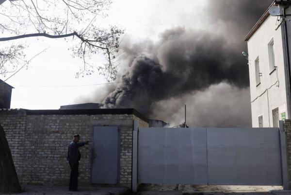 Alamak, Pasukan Ukraina Diduga Tembak Warganya Sendiri
