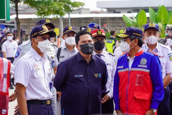 Menteri BUMN Erick Thohir : Kereta Api Jadi Transportasi Luar Biasa Bagi Pemudik