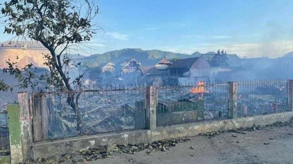 Akibat Korsleting Penanak Nasi 40 Rumah di Bima Habis Terbakar, Kerugian Capai 10 M