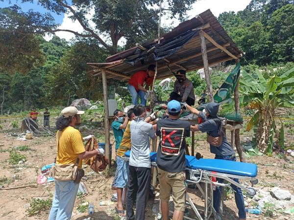 Warga 2 Desa di Simpang Rimba Bangka Selatan Digegerkan Dengan Penemuan Mayat di Pondok Kebun