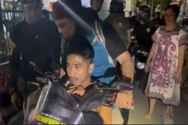 Garang Aniaya 2 Korban, Ikki Main Drama Menangis Histeris di Pesta Miras saat Diringkus Polisi
