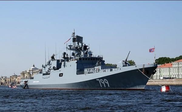 Dua Kapal Fregat Rusia Dikabarkan Tertembak Rudal Neptunus