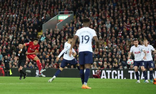 Gagal Menang Atas Tottenham Hotspur, Peluang Liverpool Juara Terancam