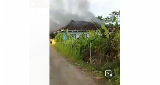Kebakaran Melanda Kantor Desa di Wanasalam, Sebagian Arsip Terbakar