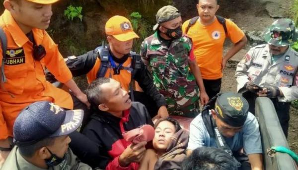 Seorang Pengunjung Gunung Ijen Ditemukan Selamat Setelah Dilaporkan Hilang