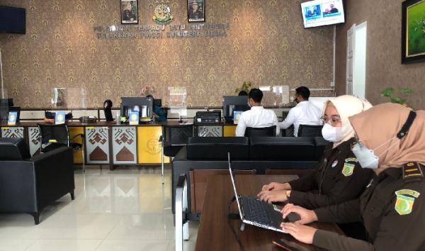 Hari Pertama Kerja Usai Libur Lebaran,  Pelayanan Publik Kejati Sumut Kembali Normal