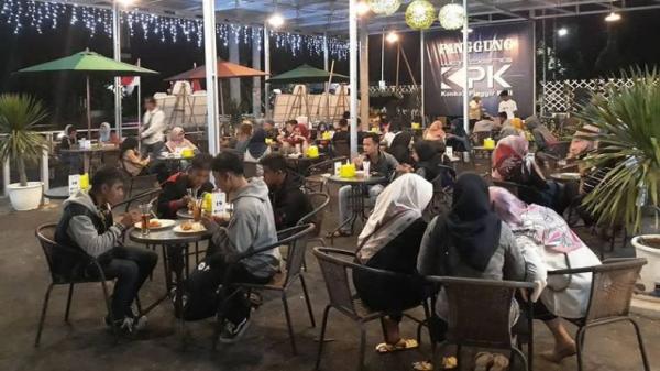 PPKM Jawa-Bali Masih Berlaku, Jam Buka Restoran Dibatasi hingga Pukul 02.00 Dini Hari