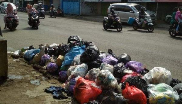 Pemilik Warung dan Warga Sudah Sering Ingatkan Warga yang Buang Sampah Sembarangan