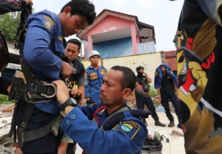Pemadam Kebakaran Kota Cirebon Terus Latih Kemampuan Tingkatkan Pelayanan