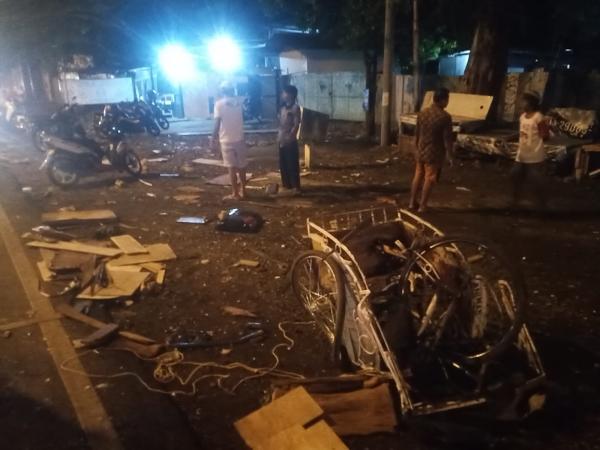 Lawan Arah Saat Berkendara, Dua Kendaraan Terlibat Kecelakaan di U -Turn Sunyaragi Cirebon
